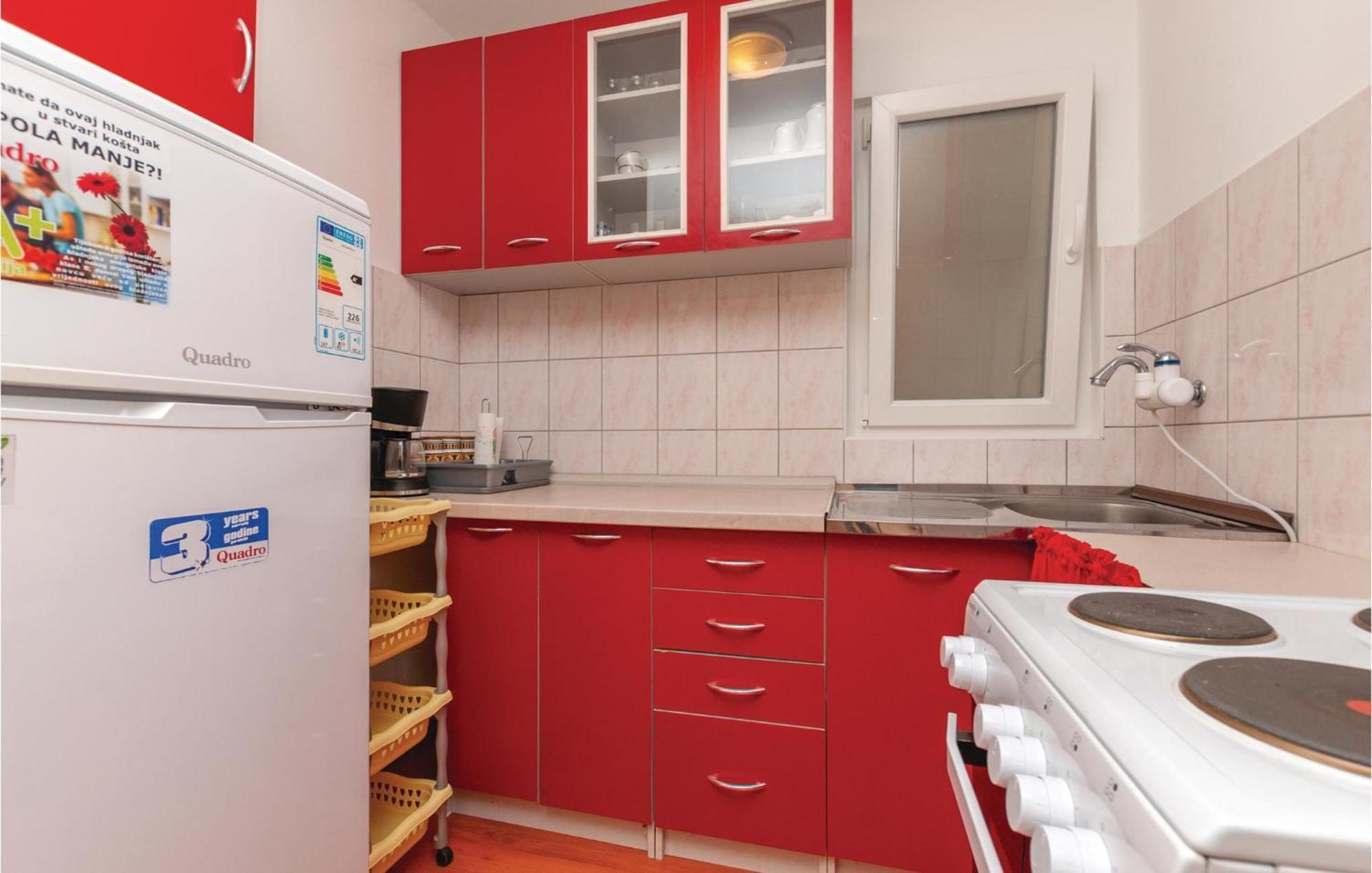 Beautiful Apartment In Jadrija With Kitchen Экстерьер фото