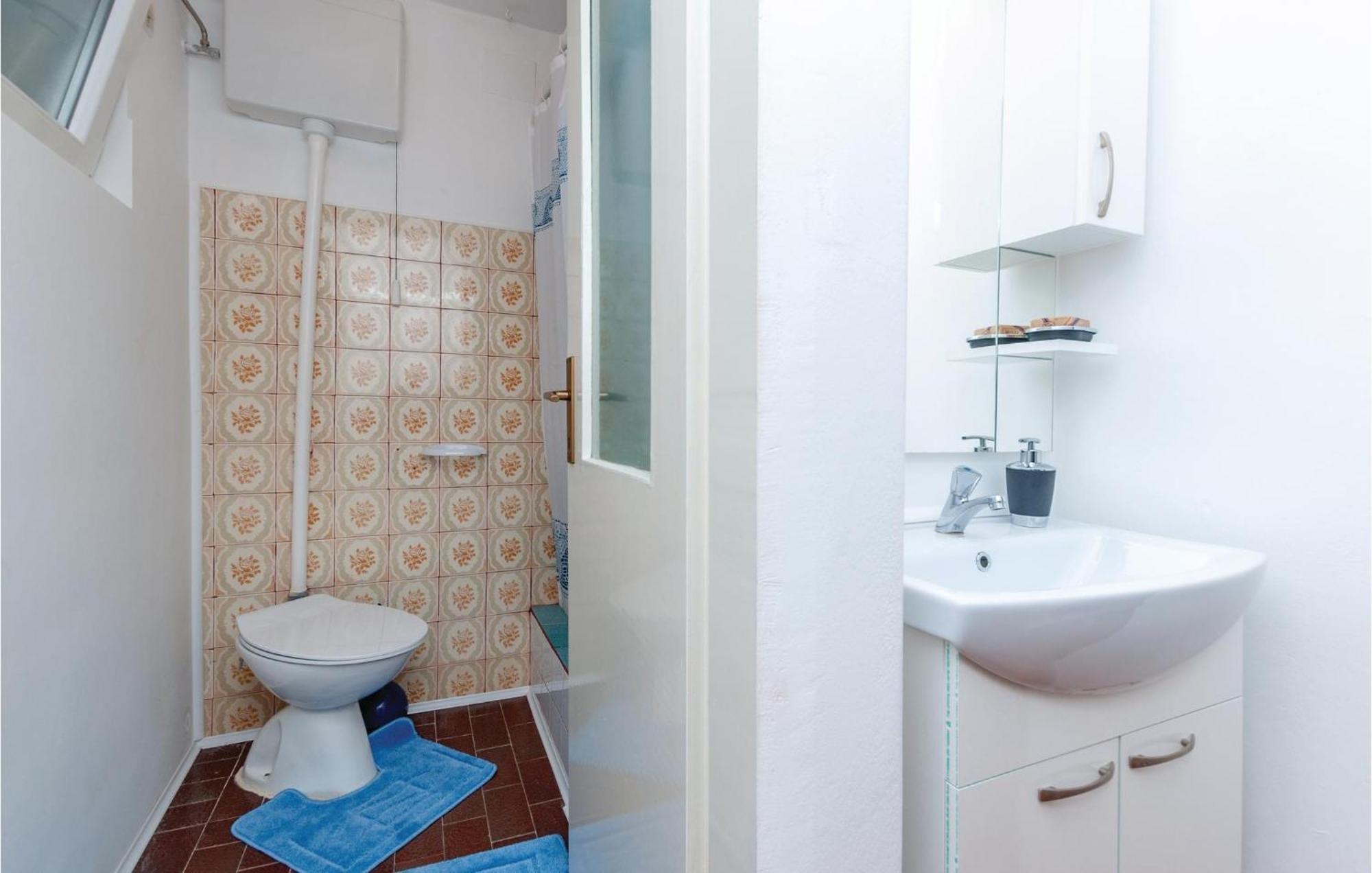 Beautiful Apartment In Jadrija With Kitchen Экстерьер фото